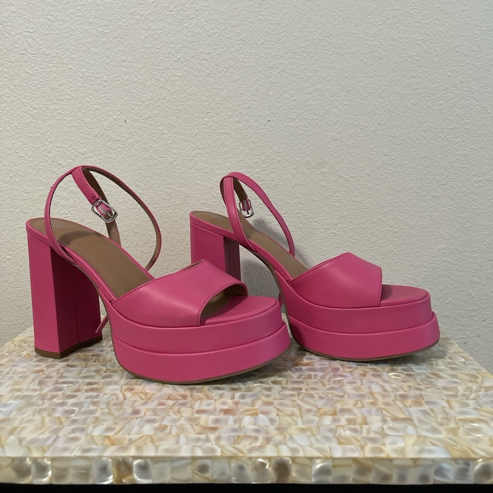 Wild Fable hot pink platforms. Never worn